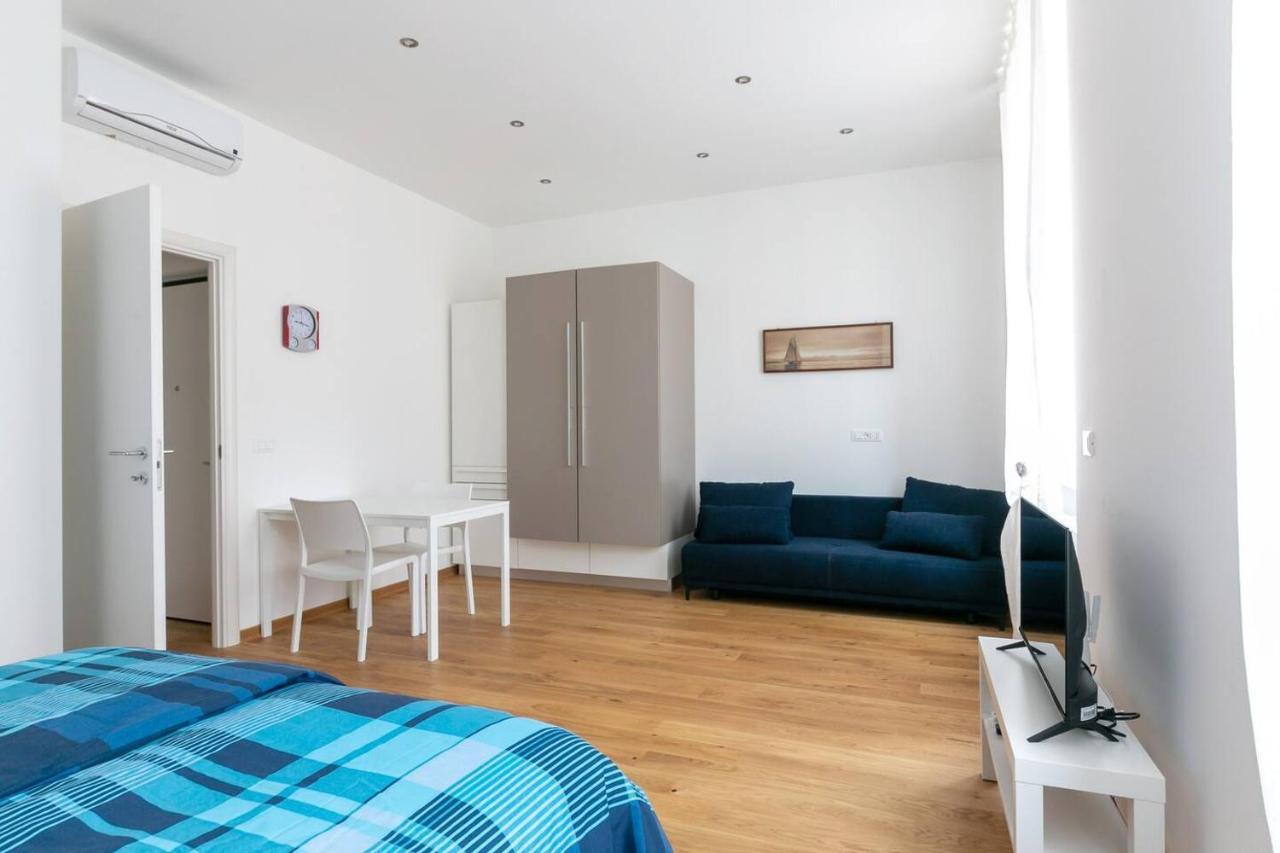 ~ Cozy Apartment ~ City Center Train Station Trieste Esterno foto