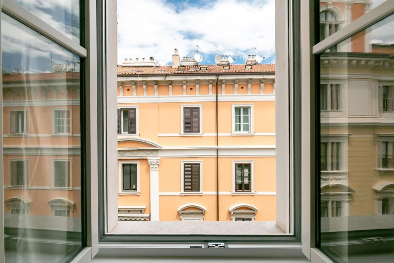 ~ Cozy Apartment ~ City Center Train Station Trieste Esterno foto