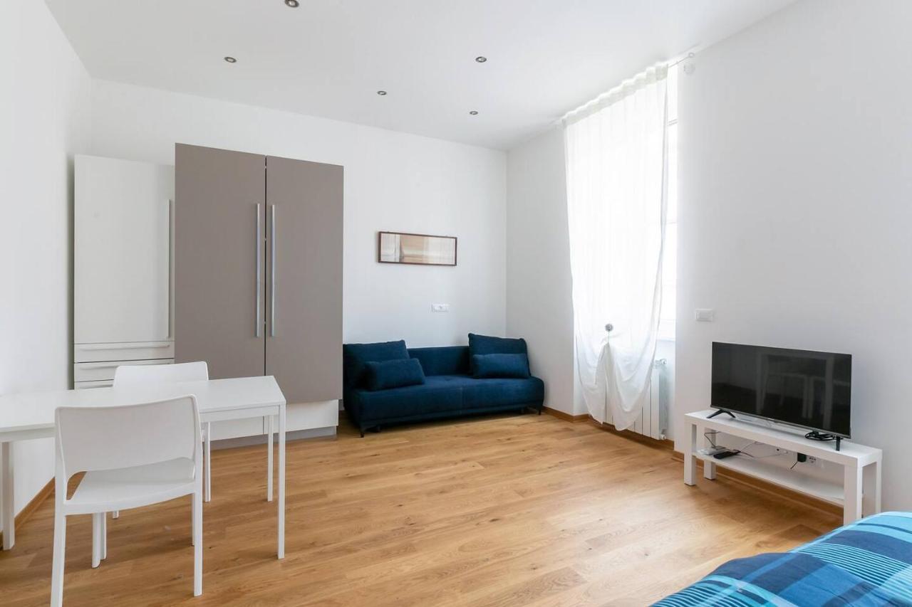 ~ Cozy Apartment ~ City Center Train Station Trieste Esterno foto