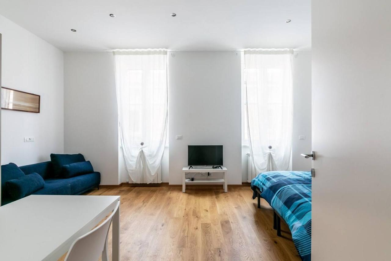 ~ Cozy Apartment ~ City Center Train Station Trieste Esterno foto